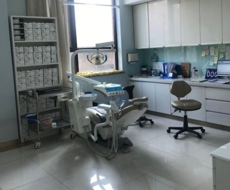 西安中诺口腔医院诊疗室