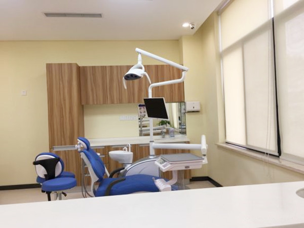 嵊州鼎植口腔診室
